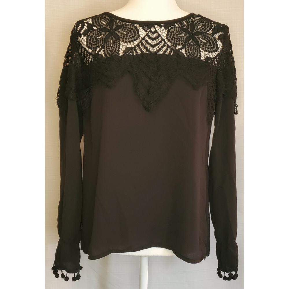 NWOT Long Sleeve Lace Embellished Blouse